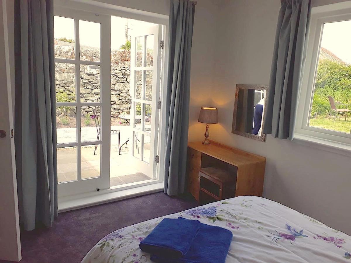 Colebrook Cottage Isle of Whithorn 外观 照片